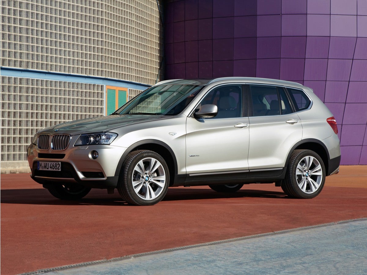 2013 BMW X3 xDrive28i in Deep Sea Blue Metallic — front three-quarter view